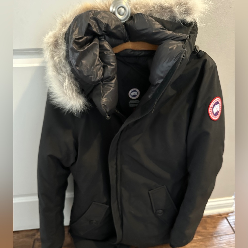 SOLD!!!! COYOTE FUR Canada Goose no longer made